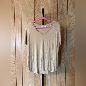 Relaxed V-Neck Tee